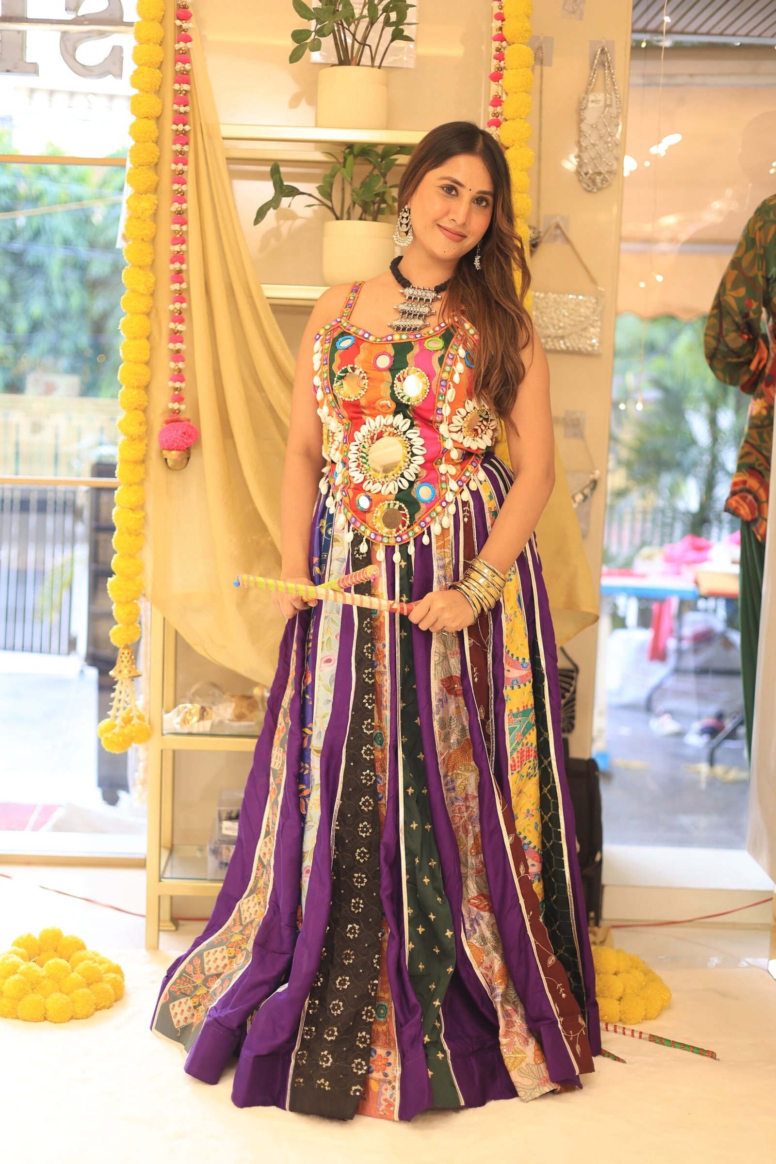NAVRATRI KALIDAR LEHENGA CHOLI - Image 3